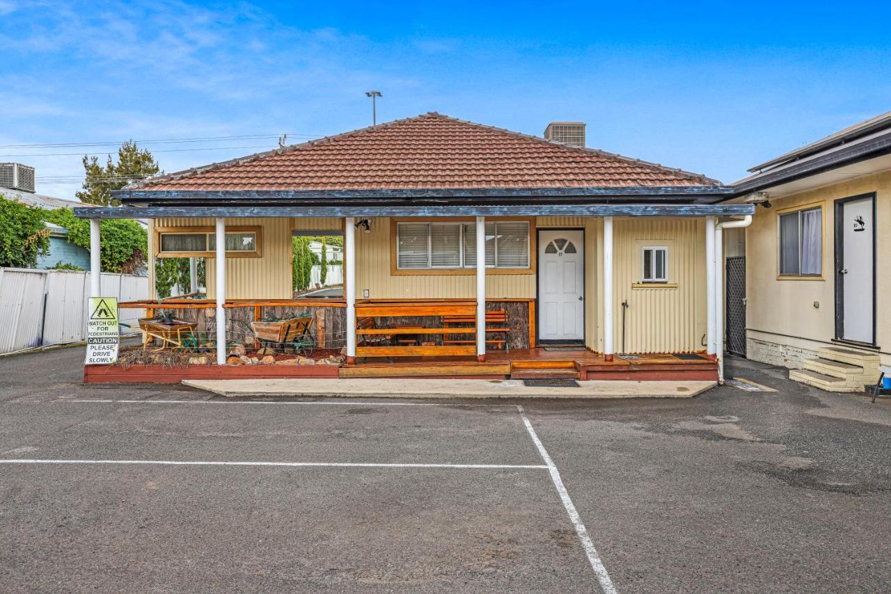 Tamworth Lodge Motel Экстерьер фото