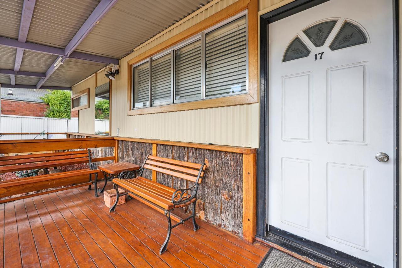 Tamworth Lodge Motel Экстерьер фото