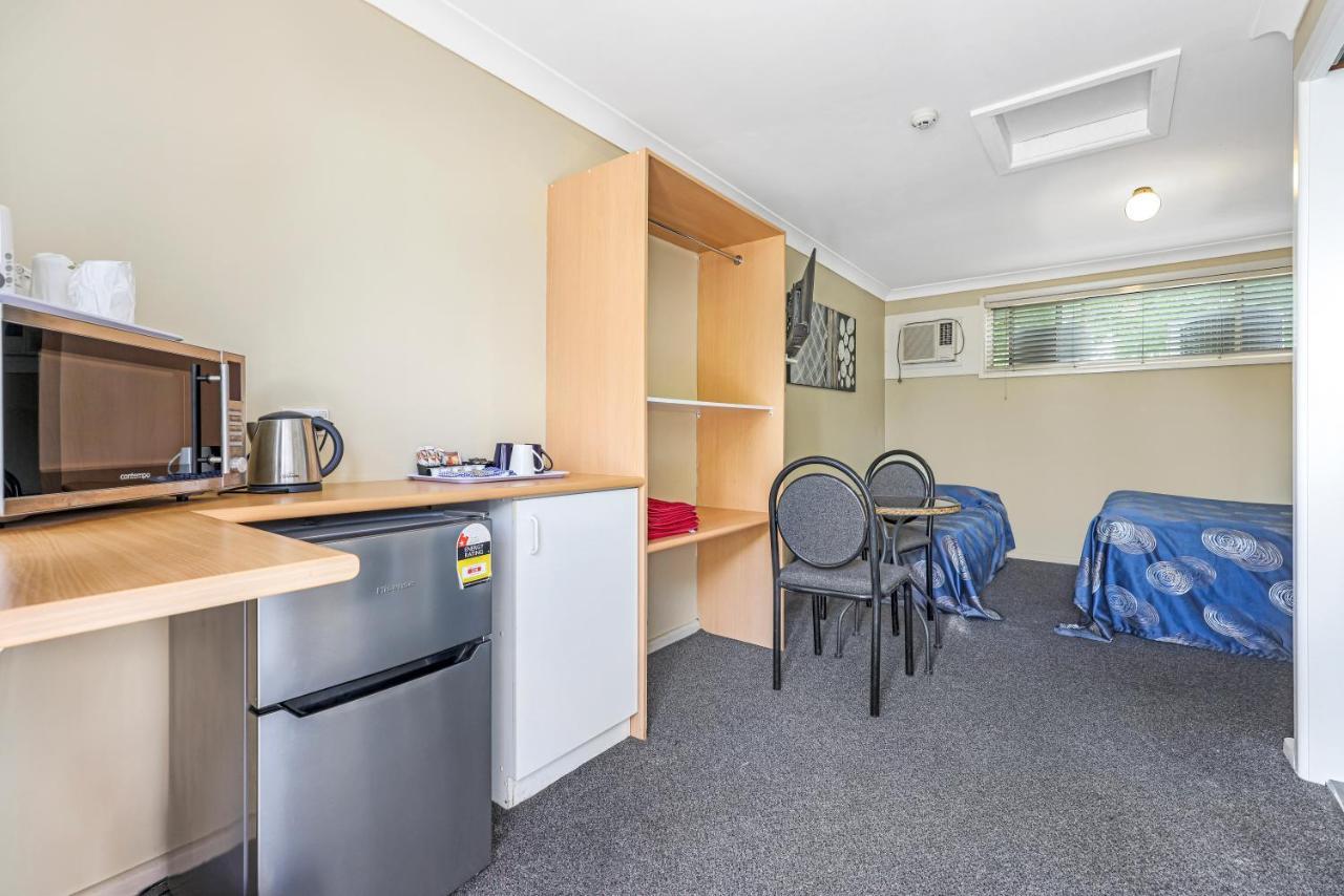 Tamworth Lodge Motel Экстерьер фото