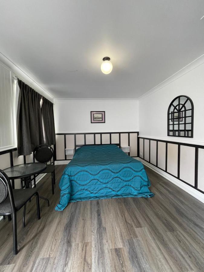 Tamworth Lodge Motel Экстерьер фото